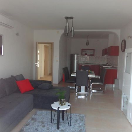 Apartament Apartman Bozic Kaštel Štafilić Zewnętrze zdjęcie