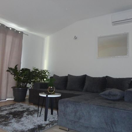 Apartament Apartman Bozic Kaštel Štafilić Zewnętrze zdjęcie