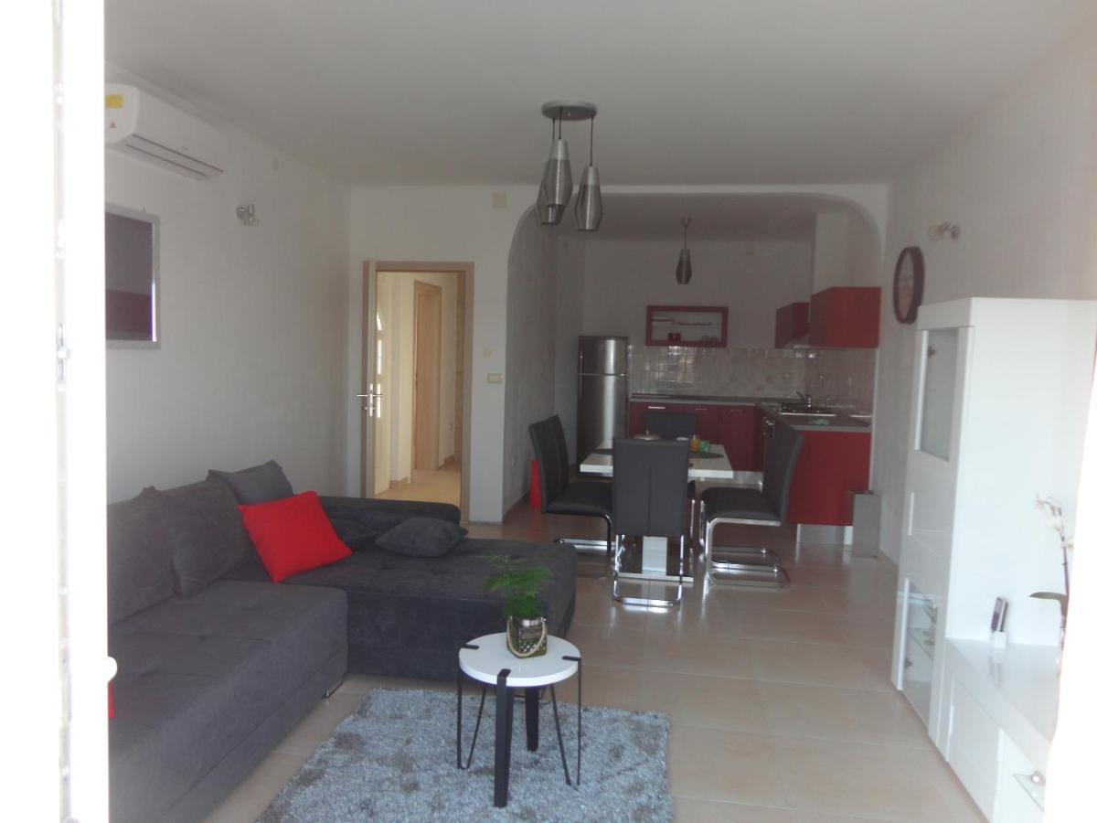 Apartament Apartman Bozic Kaštel Štafilić Zewnętrze zdjęcie